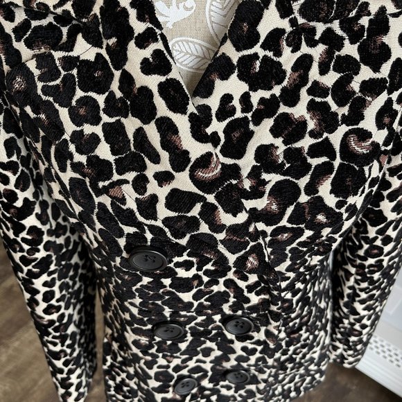 Women's leopard print jacket size medium by Apt. 9. - Picture 9 of 10